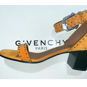 GIVENCHY SANDAL